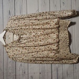 Blousology top